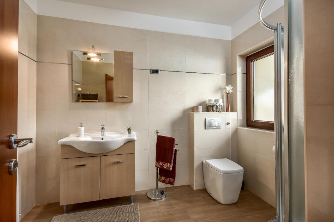 Apartman Grabar Roč Exteriér fotografie
