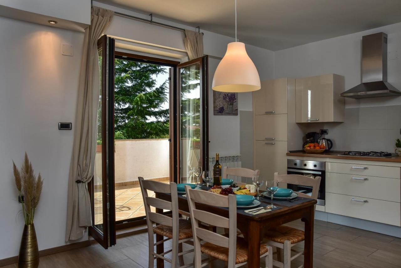 Apartman Grabar Roč Exteriér fotografie