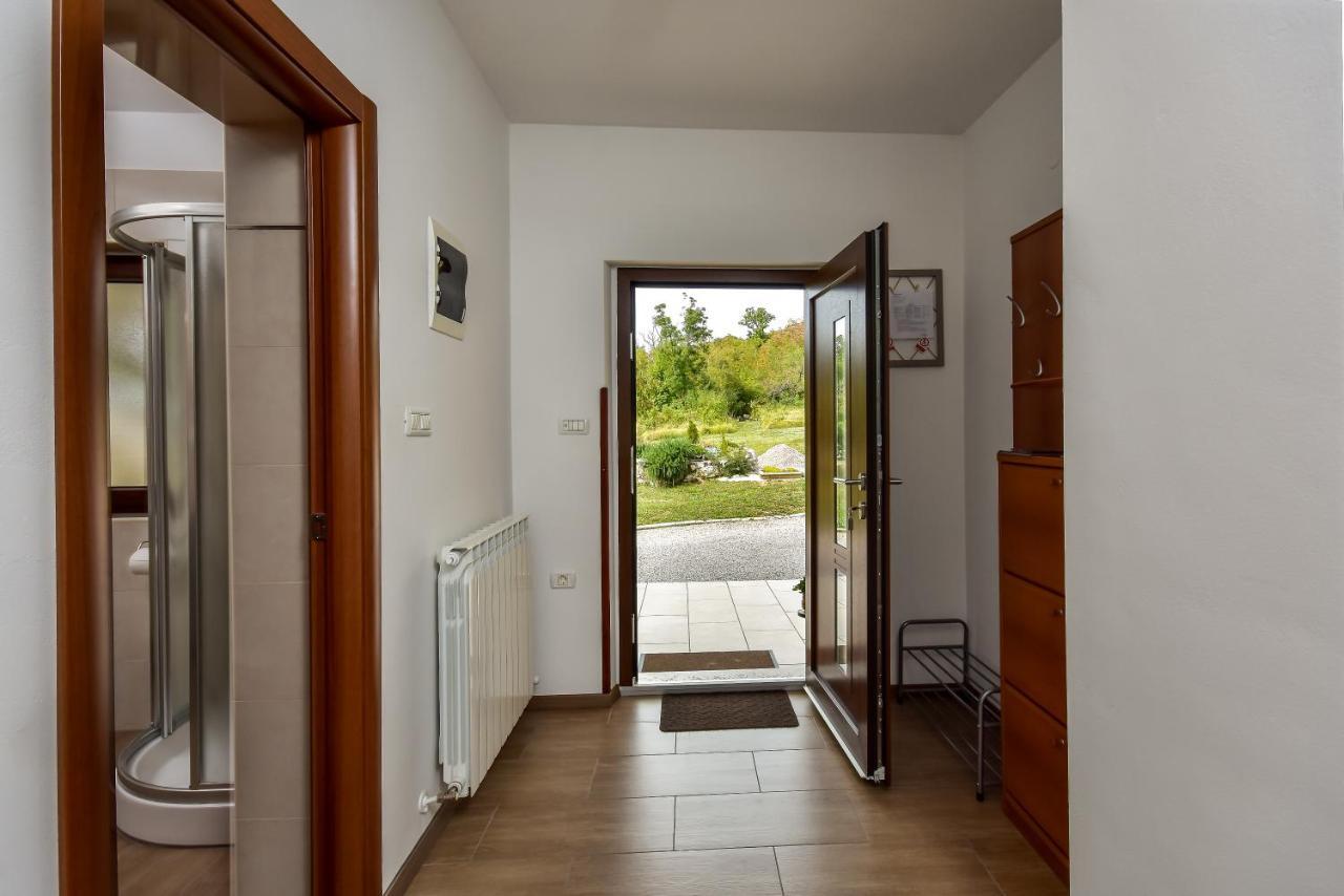 Apartman Grabar Roč Exteriér fotografie